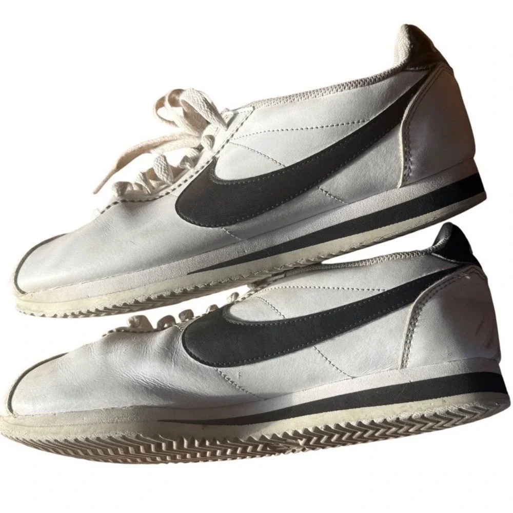 Nike‎ Cortez Basic Leather Sneakers White Ladies 9.5